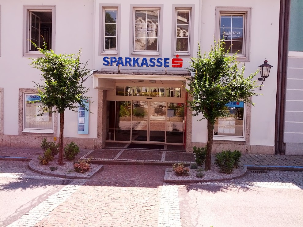 Sparkasse St. Florian - BIC: ASPKAT2LXXX - BLZ: 20320 ...