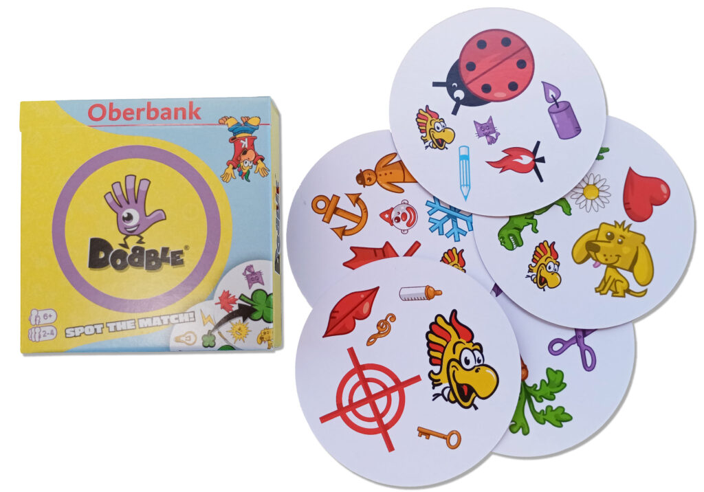 Oberbank Weltspartag Geschenk. Für Kinder gibt es das beliebte Kartenspiel DOBBLE